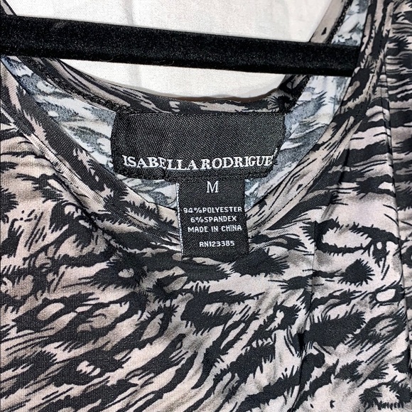 3/$10 🔆 Animal Print Cold Shoulder Top - Picture 6 of 7